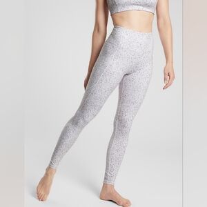 Athleta Women's Salutation Pebble Beach Powervita Leggings